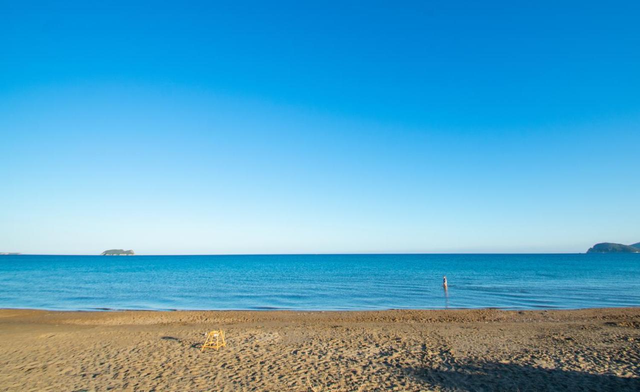 Stathis Beachfront Luxury Rooms Kalamákion Exteriér fotografie